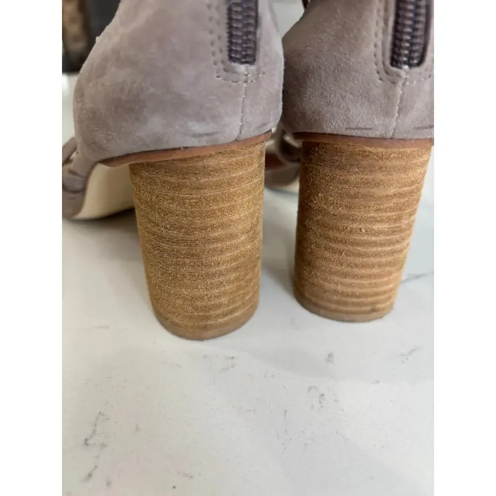 Jeffrey Campbell Despina Taupe Suede heels sz 8 strappy boho w/tassel /zipper